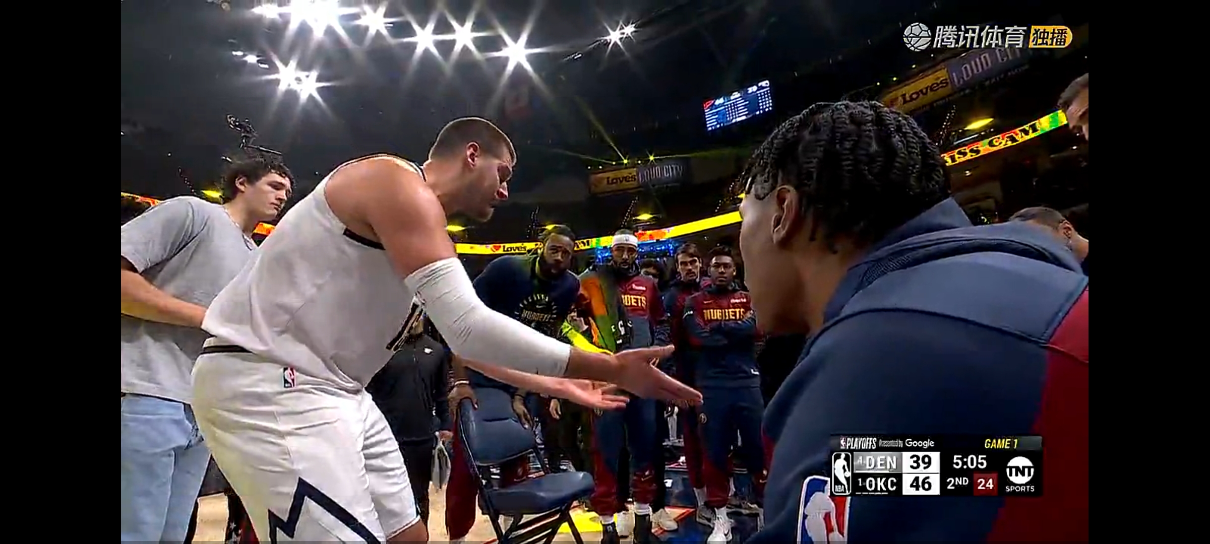 穆雷连续五场比赛得分超过惊险取胜，C9挑战极限！的简单介绍